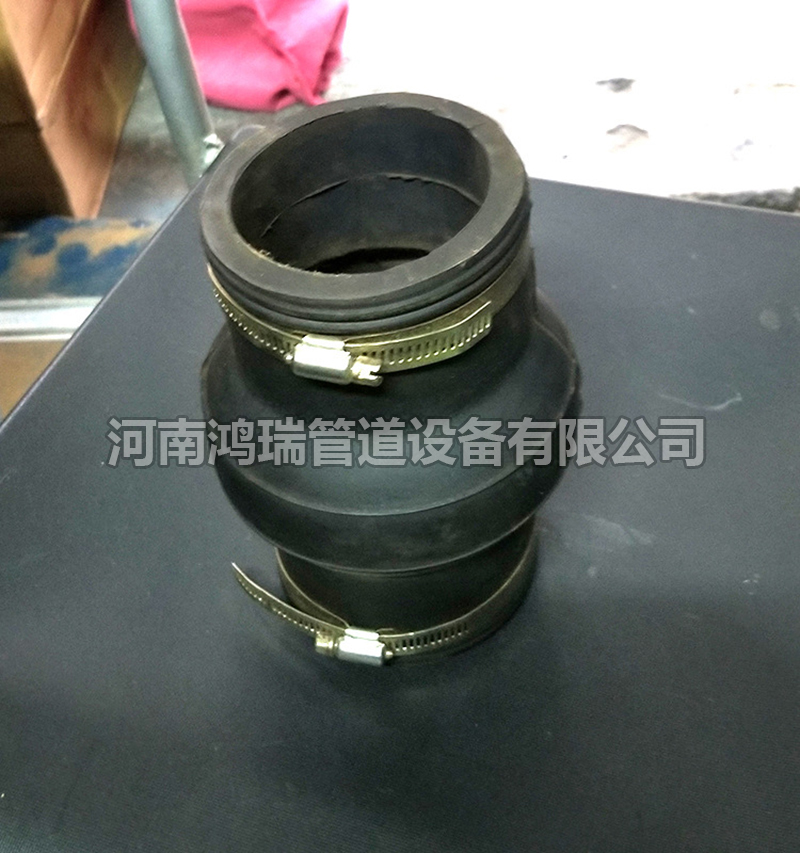 不銹鋼卡箍鑄鐵管與PVC排水管接頭專用管箍管束帶橡膠圈管接抱箍
